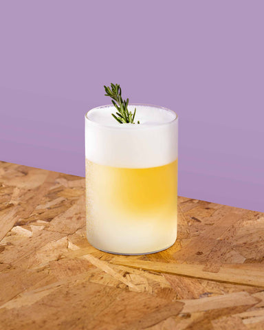 Gin fizz aux pommes et sirop de citron