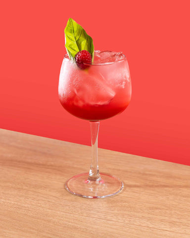 Non-alcoholic Spritz with Raspberry Syrup